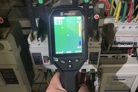 商场中岛消电检